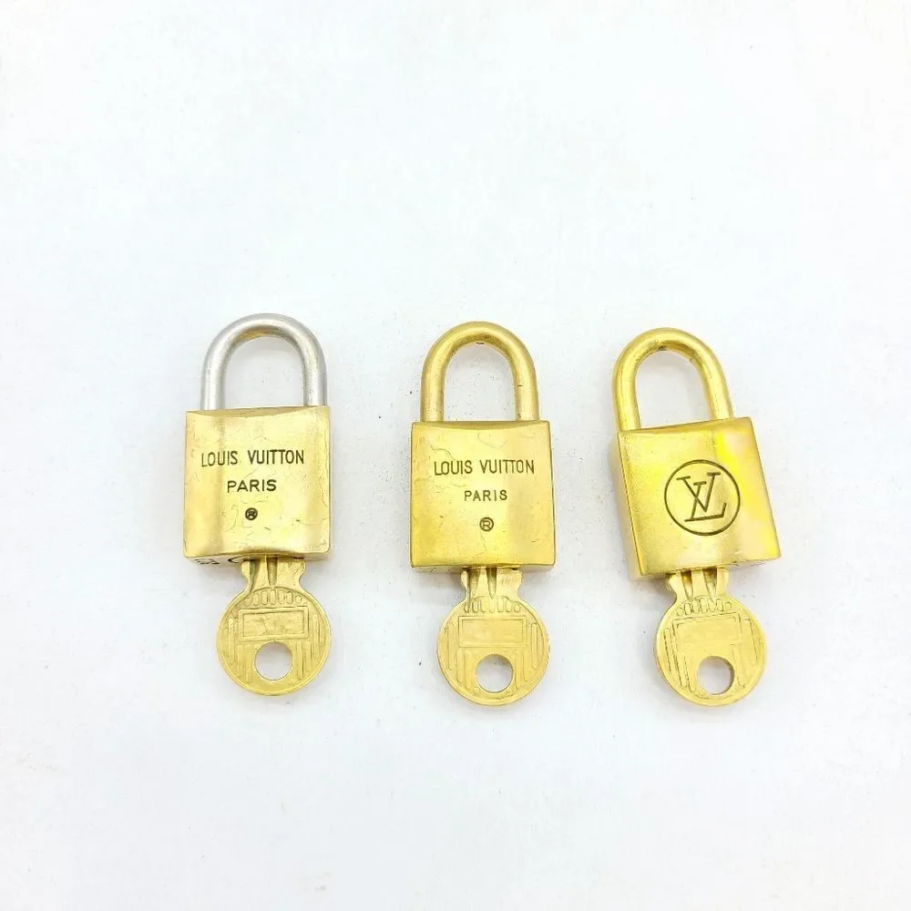 One Louis Vuitton Key Set - Picture 6 of 6
